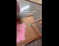 Collab ClipsIG - Pumpkins decorated and painted with pink color