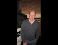 Collab BitchIG2 - Woman asks guy what range rover car is called