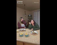Tinder date brings friend to valentine dinner