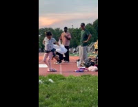 Collab winy - Random people doing random things at park