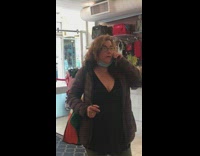 Karen calls police guy wont sell dog 