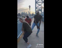 Girl does stanky leg challenge with strangers