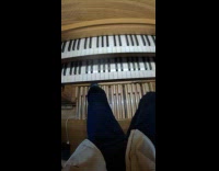 Organist plays phantom of the opera in church 