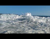 Submitter films beach waves in slow motion 