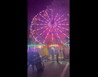 Collab WINY - People shouts Yerrr near the Ferris wheel