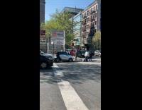 Collab winy - Spiderman hang on pole point upward nyc