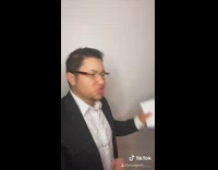 Taco bell hot sauce packets as nails 