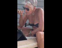 Man Catches Lady Sextext with her Boyfriend