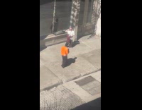 Man white shirt sing loudly on street