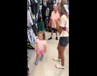 Collab Clips MPUGC - Little girl doesnt notice scary masks