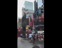 Flashmob dancing circle in times square