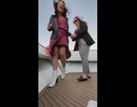 Woman tries to propose and it fails 