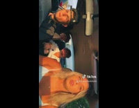 Girl asks for aux guys say no