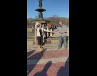 Couple renews vows at fountain with help from rat guy