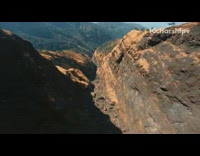 Guy hang highline film himself with drone