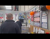 Man scares his manager with a balloon 