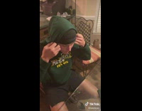 Collab Clips mpugc - Guy removes durag to show orange rubber spikes