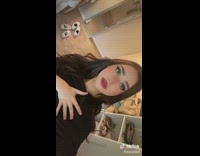 Collab BitchIG2 - Lady thinks strawberries are getting too big