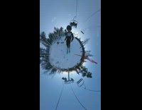 Collab JerrySlams - 360 view skiing green skis