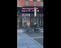 Collab WINY - Men sing pretty woman in the street