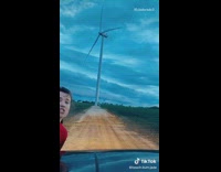 Girl runs treadmill shows actual size