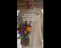 Collab BoysIG-Default - Man gives bouquet of flowers from the garden to the filmer