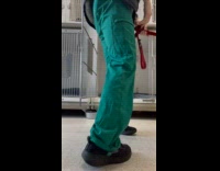 Collab Clips MPUGC - Vet tech struggles to put dog in cage 