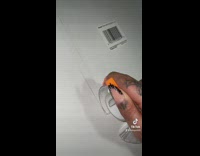 Girl finds new way to apply tape 