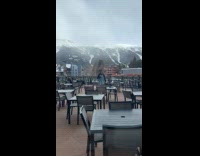 Man jean jumper tiktok dance ski resort