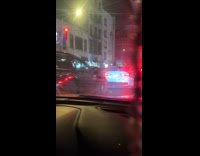 Woman twerks and gets inside the car