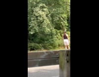 Collab WINY - Skater woman black top balance water bottle on head