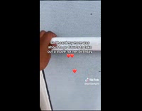 Collab PubityPets - Woman gift new stove for mom birthday