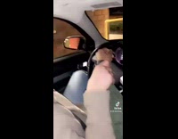 Guy pays for food with apple pay on friends watch