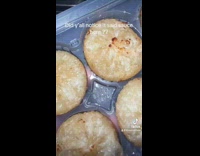 Collab BitchMP - Woman tries the famous fried tiktok dumplings 