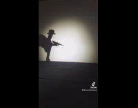 Hand shadow dances to Michael Jackson 