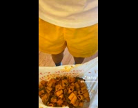 Collab BitchIG2 - Guy puts lunch on a plastic bag 