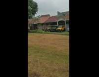 Collab DailyDoseOfInternet - Small boy fall down bumped by dog park