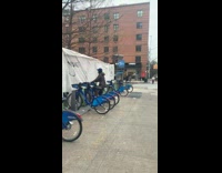 Lady uses rental citibike as exercise ibke 