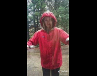 Collab BitchIG2 - Guy in red jacket opens nature valley bar and it explodes