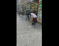 Man runs out of 711 with stolen goods in backpack