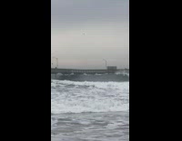 Huge waves recorded hitting ocean beach pier 