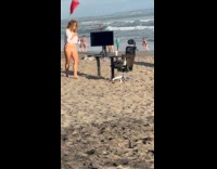 Collab IITW - Woman bikini office setup at the beach