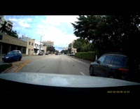 Black car run red light almost got hit