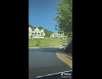 Couples Reacts on Nashville Neighborhood Houses and Mansions