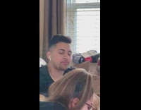 BitchMP - Guy singing wrapping girl crying opening gifts