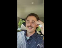 Guy likes girls who put hair up