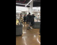 man attacks other guy grocery store