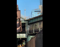 Submitter films two trains passed by walkway