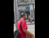 Collab winy - Maid covered face follow woman with beret