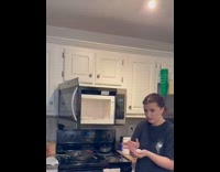 Collab Clips MPUGC - Microwaved egg explodes girl